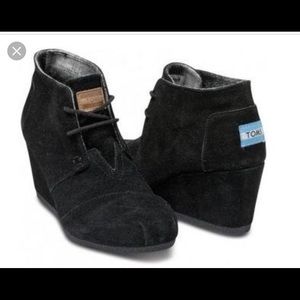 Toms Black suede